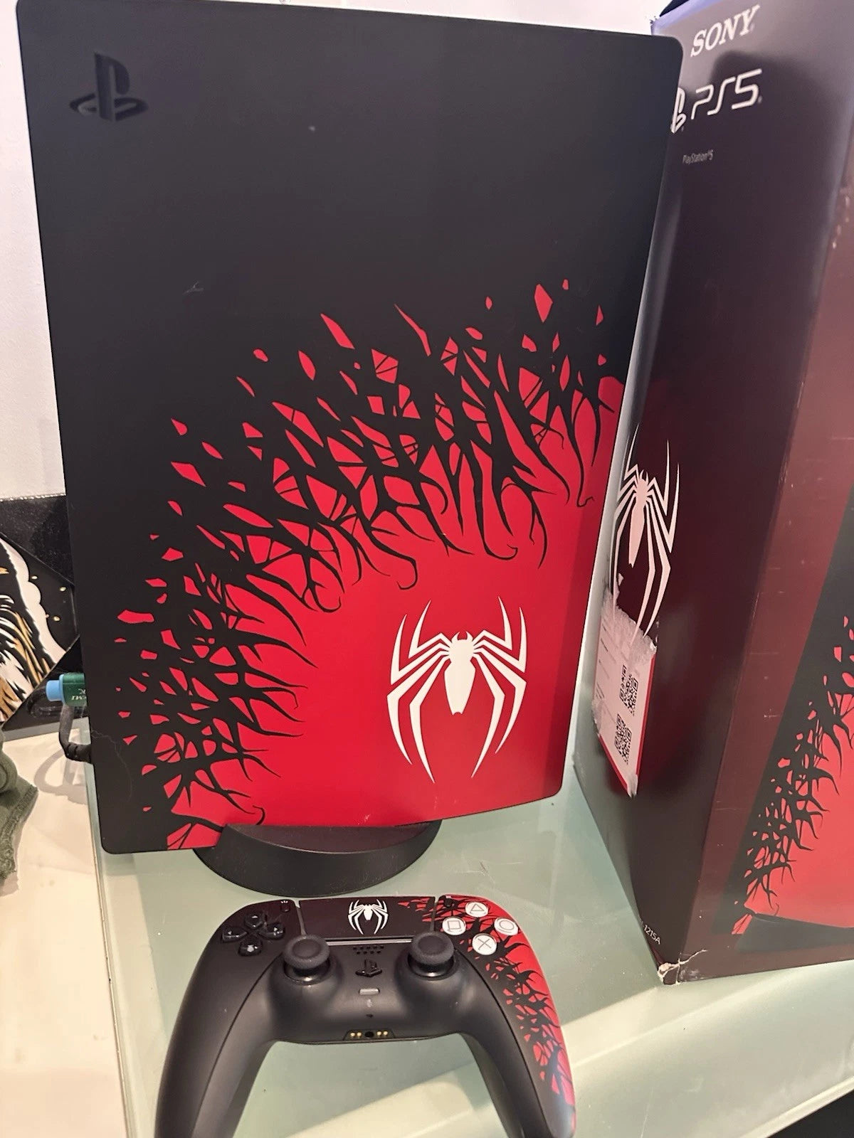 Sony PS5 Blu-Ray Edition Console Spider-Man 2 Limited Edition Bundle (with box)